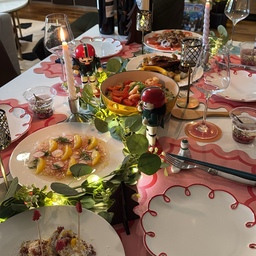 I’m pulling my annual year-end dinner forward this year since I’ll be spending Christmas in Korea. Is it too early to celebrate Christmas already? 😂🎄 (And I still have two more parties to go!)
#holidayhosting #gatherandglow #friendsgiving #thankfultable #moodlighting #glowseason #ohousegather #ohouseglow #ohousegrateful #tablestyling

