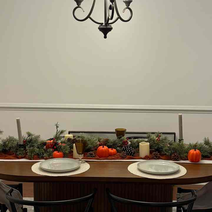 Waiting for Thanksgiving..🧡

#holidayhosting #thanksgiving #thanksgivingdecor #moodlighting #falldecor #ohousegather #ohouseglow