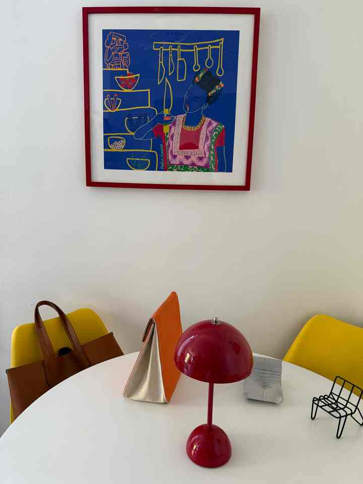 Pops of color everywhere 🌈
#moderneclectic #eclecticdecor #colorfuldecor #diningtable 