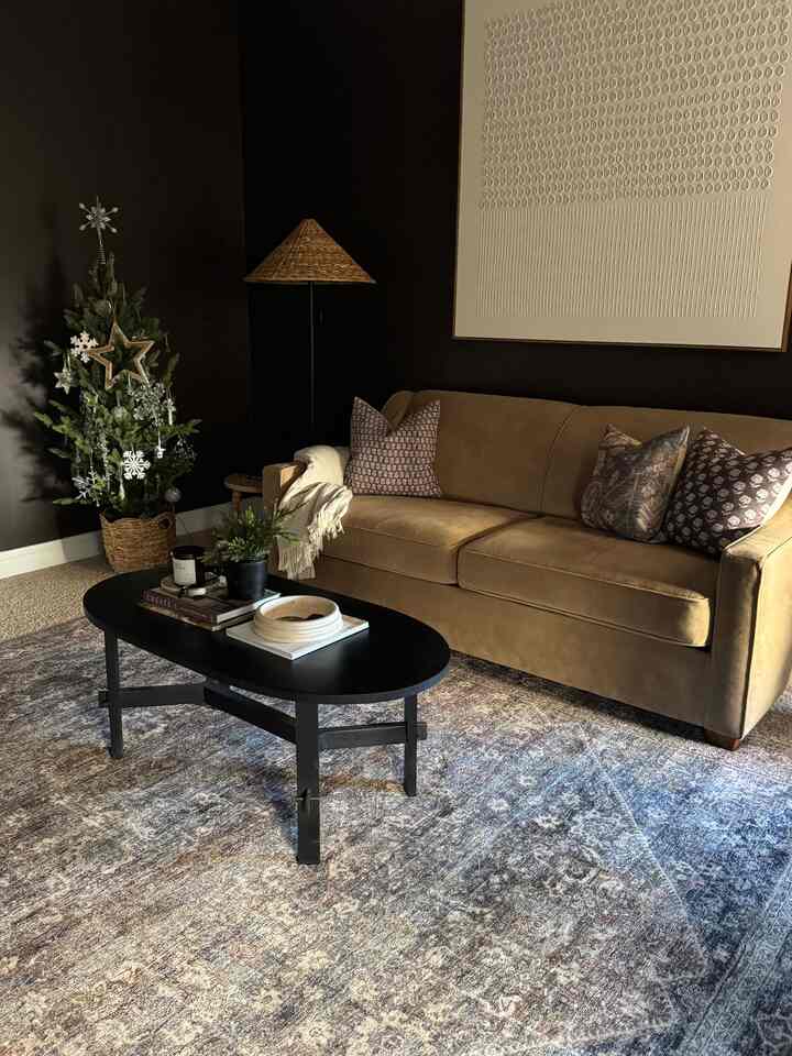 A soft landing space tucked away in a cozy, moody, corner of the house.
#moody #den #livingroom #sofa