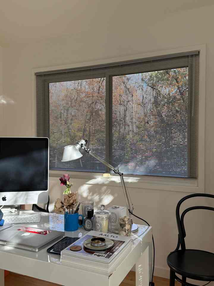 Fall mood in home office. #homeoffice #desk #onmydesk #officedecor
#deskdecor 