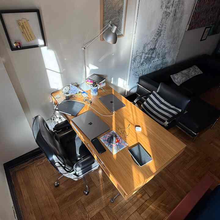 Tagged posts featuring Eames Executive Chair (Multiple options) 1