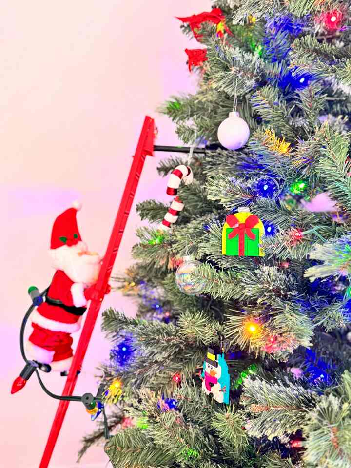 These LEGO ornaments are so adorable! 🎄🧱
We picked up some baby-friendly LEGO ornaments and they’ve been a total hit. Affordable, easy to make, and surprisingly cute on the tree!

#OhouseHoliday #OhouseGlow #CozyHome #OhouseCozy #OhouseStyling  #moodlighting #cozycorners #glowseason #homeinspiration #centerpiece #coffeetable #livingroom #livingroomdecoration #cozy #cozyhome #cozydecor #candle #christmas #winter #christmasdecor #homedecor #interior #크리스마스 
