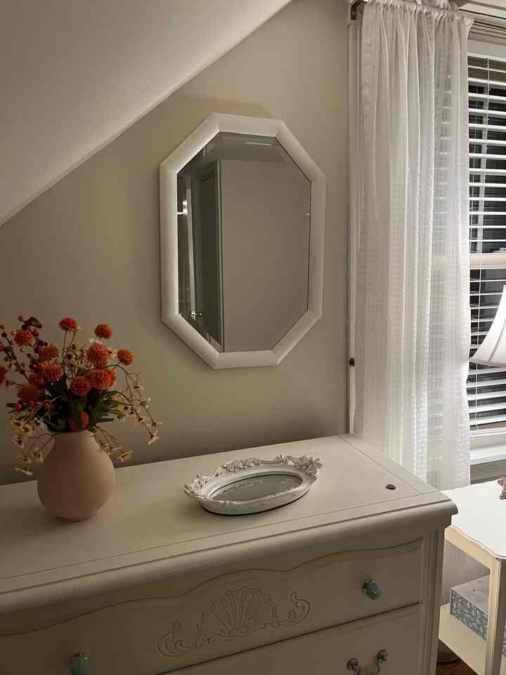 i love adding a pop of color with flowers #bedroom #minimal #minimalbedroom #whitebedroom #mirror #flowers #vase 