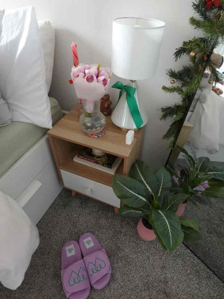cozy moments at home thanks to Ohouse #bedroom #slippers #bedroomdecor #ohousefinds #ohousewelcomegift 
