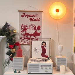 Time to press play on Christmas carols and let the season fill the room 🎄✨
Warm lights, vinyl sounds, and that cozy Christmas feeling 🫶🏻🎄🎄
#christmasmood #holidayvibes #cozyhome #ohouse #christmascarols #winterwarmth #vinylseason #OhouseTree #OhouseGather #OhouseGlow #CozyHome #turntable #lp 