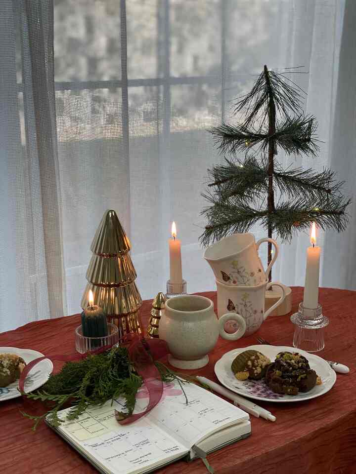 Tagged posts featuring Fall Thanksgiving Table Runner 1