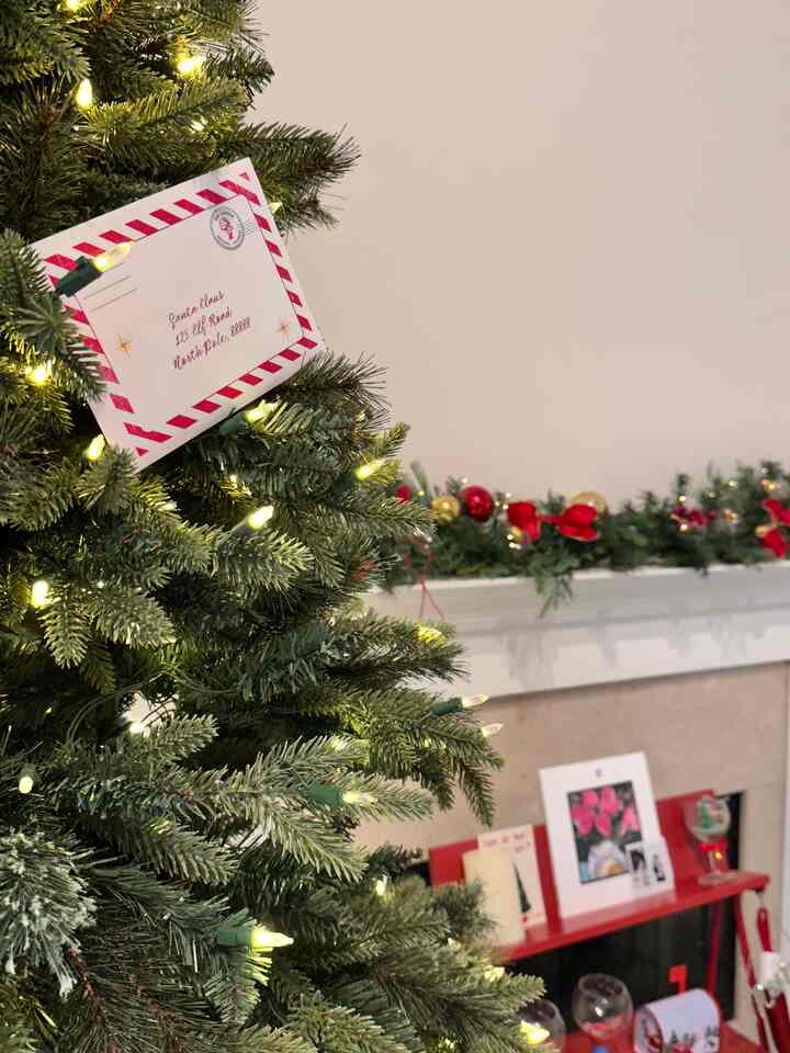 Lovely side view of the christmas tree 💚🎄

#OhouseGlow #tree #christmas #christmastree 