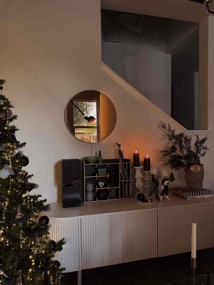 Even Goku and Vageta got scarves to join in the Christmas sprit🌲🌲


#OhouseTree 
#OhouseGather #Ohouseglow #Cozyhome #livingroom #livingroomdecor #livingroomdecoration #Holidayseason #coffeebar #homecafe #cupboard #cupshelf #coffeemachine #christmastree #christmasdecor #mirror #wallmirror #candle #candlelight #figure 