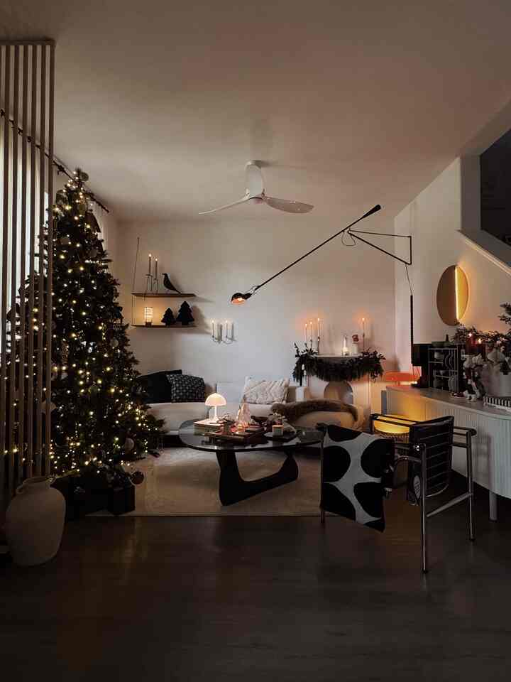 2025 Christmas mood 🌲



#OhouseTree 
#OhouseGather #Ohouseglow #Cozyhome #livingroom #livingroomdecor #livingroomdecoration #Holidayseason #coffeetable  #christmastree #christmasdecor #candle #candlelight 
#lighting #lamp #lmoodlighting #lc1 #fireplace #fireplacedecor 