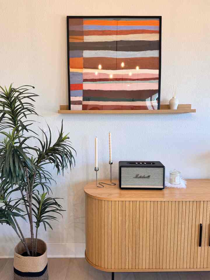 Another new wall setup !
So happy with how cohesive and organized it feels.

#wallsetup #walldecor #homestyling #interiorinspo #cozyhome #neutraldecor #homeaesthetic #calmspace #organizedhome #simpleliving #curatedhome