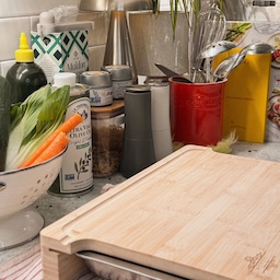 Time to cook! 👩🏻‍🍳🥩🍳🍅🥨
#kitcheninspo #kitchendecor #kitcheninterior #cozykitchen #homekitchen #aesthetickitchen #neutralhome #modernkitchen #simpleliving #homedetails #everydaykitchen #warmhome #interiorinspo
