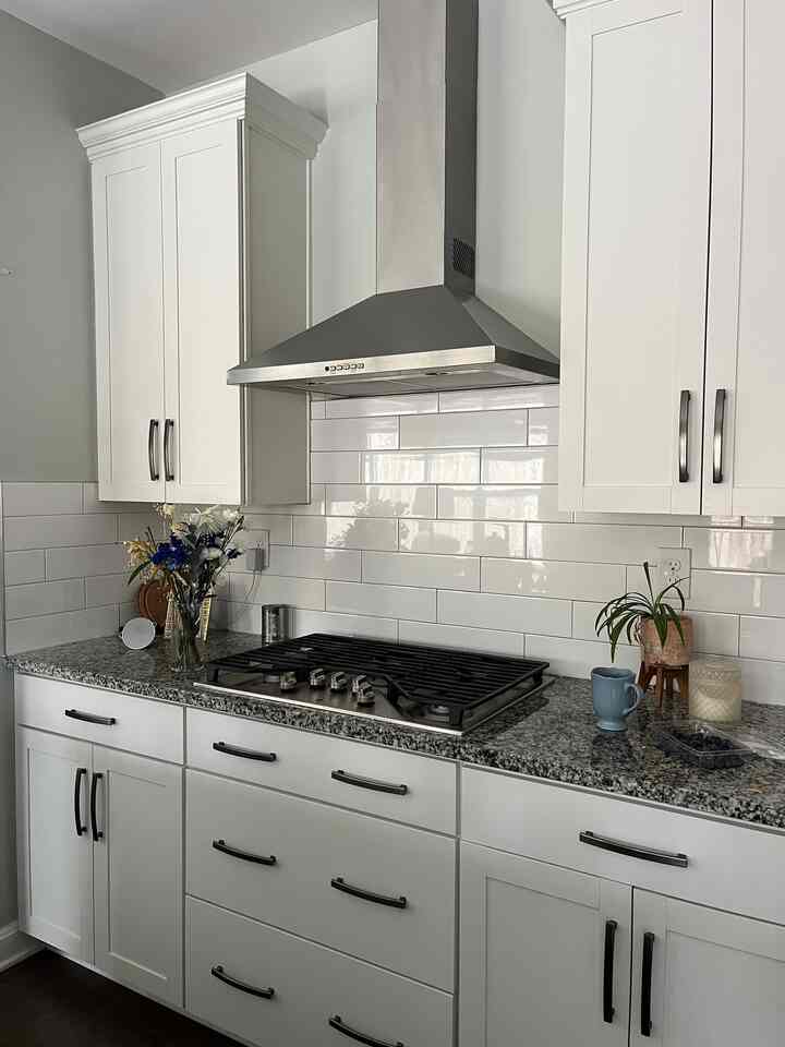 i will always find a way to add a pop of color to my space #kitchen #kitchendecor #decor #plant #vase #amazon