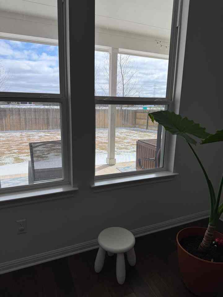 Snowy days in Texas ❄️❄️☃️🌨️

#livingroom #backyarddecor #ikea #snowy #cold #minimal 