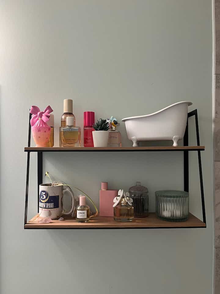 i have been thinking of hanging some art above this shelf in my bathroom but i dont know want to hang up #bathroomdecor #shelf #shelfdecor #shelves #decor #ohousecare #ohouseglow
