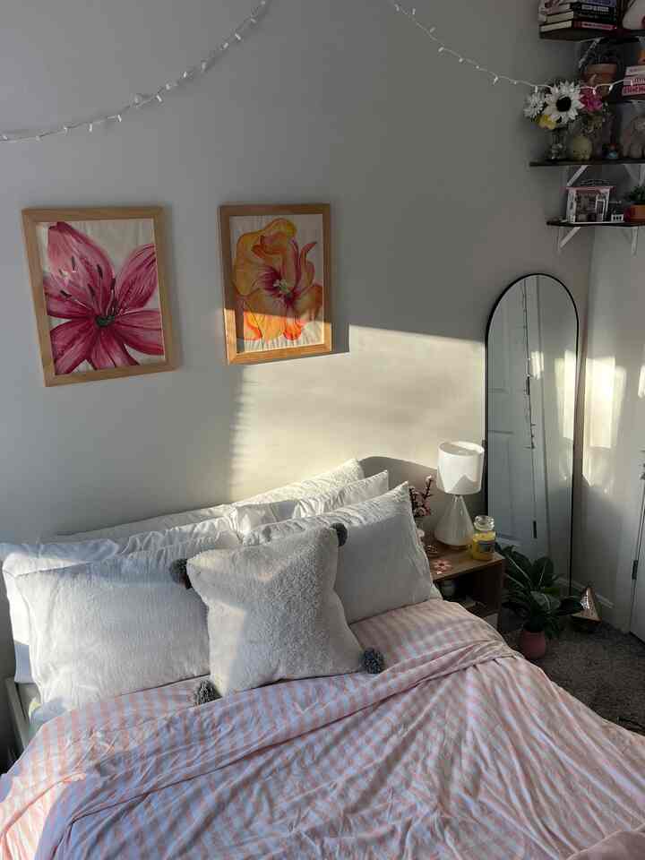 i always love to have a fun duvet cover! adds color and pattern to the room to break up the space #bedroom #bedroomdecor #beddingset #beddingsheets #linenpillowcase #pillowcase #shelves #mirror #floorlengthmirror 