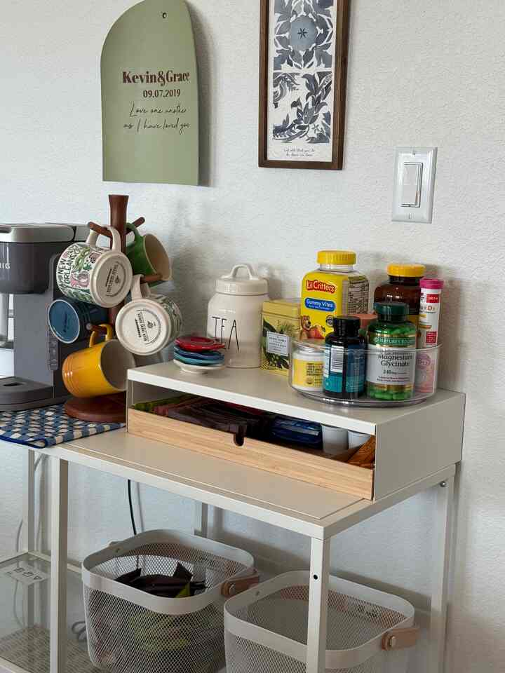 See what has been changed! 

#organizing #cleaningup #newyearcleanup
#teaandcoffeebar