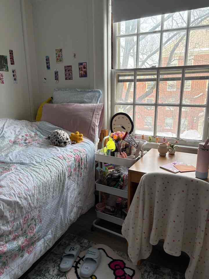 Staying warm during the winterstorm ❄️🌷 #dorm #winter #cozy #cute