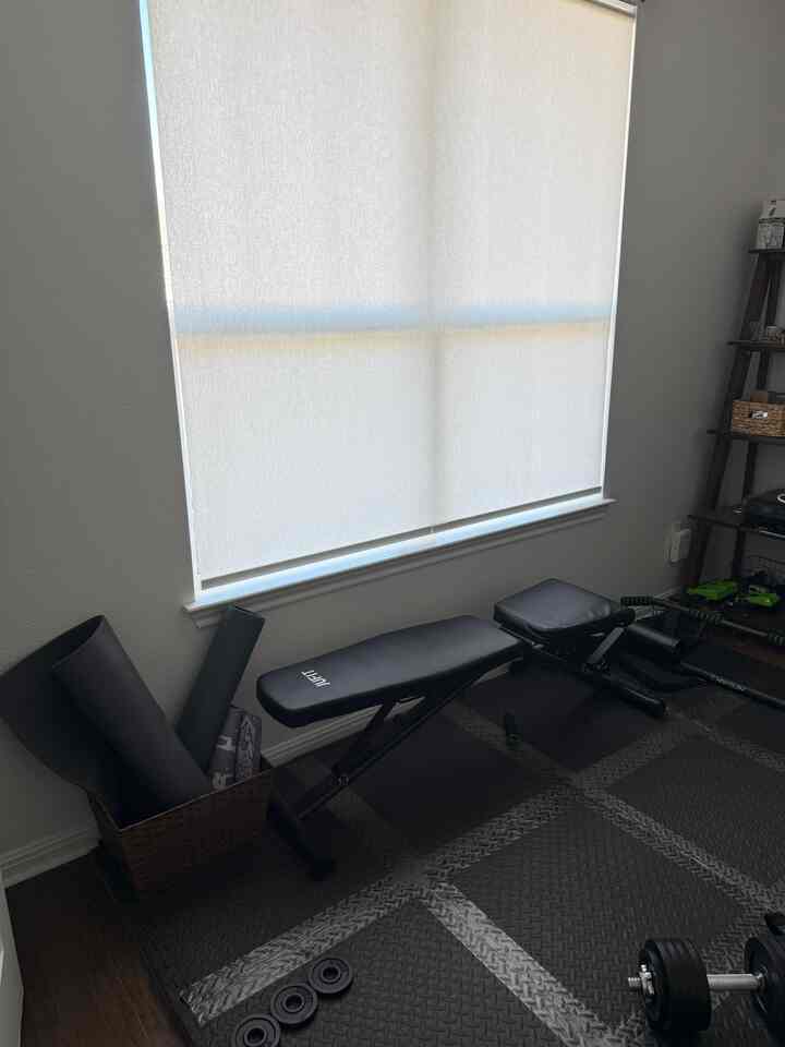 Work-out zone ! 🏋️

#homegymdecor #minimalist #maximalist #homedecor 