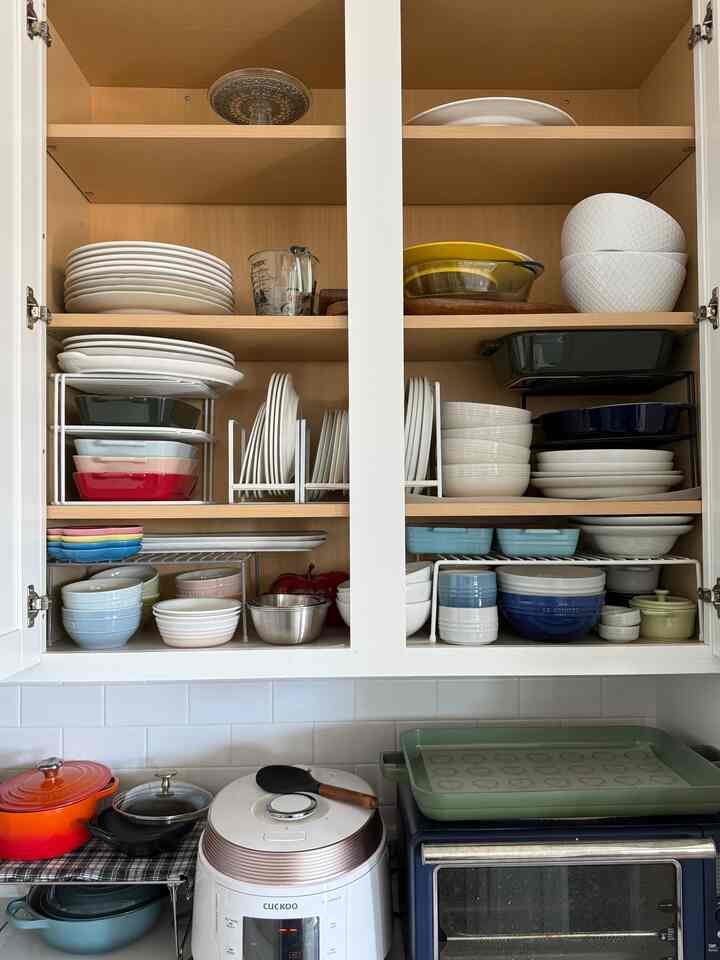 Peace in mind 🕊️

#kitchenstorage #organizing #kitchendecor #storagetools #minimalist 
