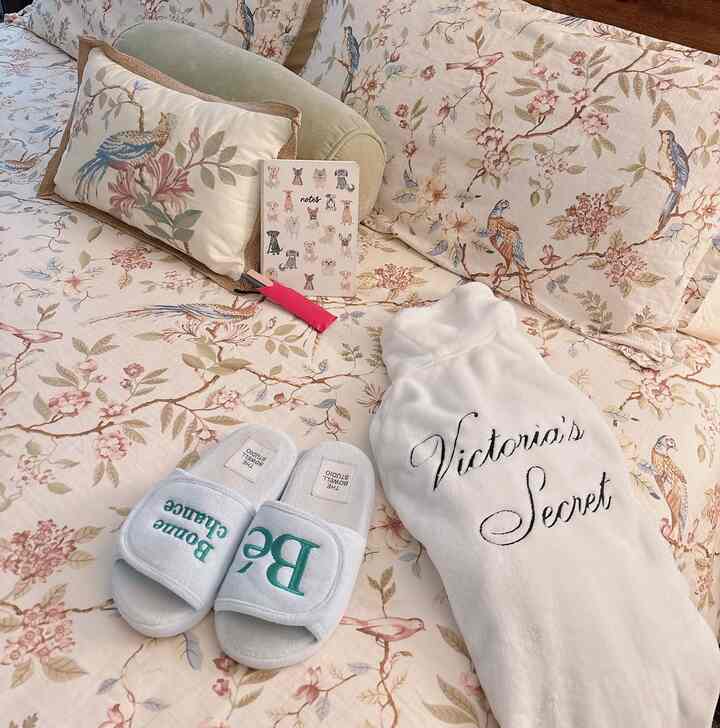 自分のために。
休息は怠惰ではない。

#metime #bedroom #cozy #ohousecare #cozyhome #cozyvibe #selfcare #ohouseglow