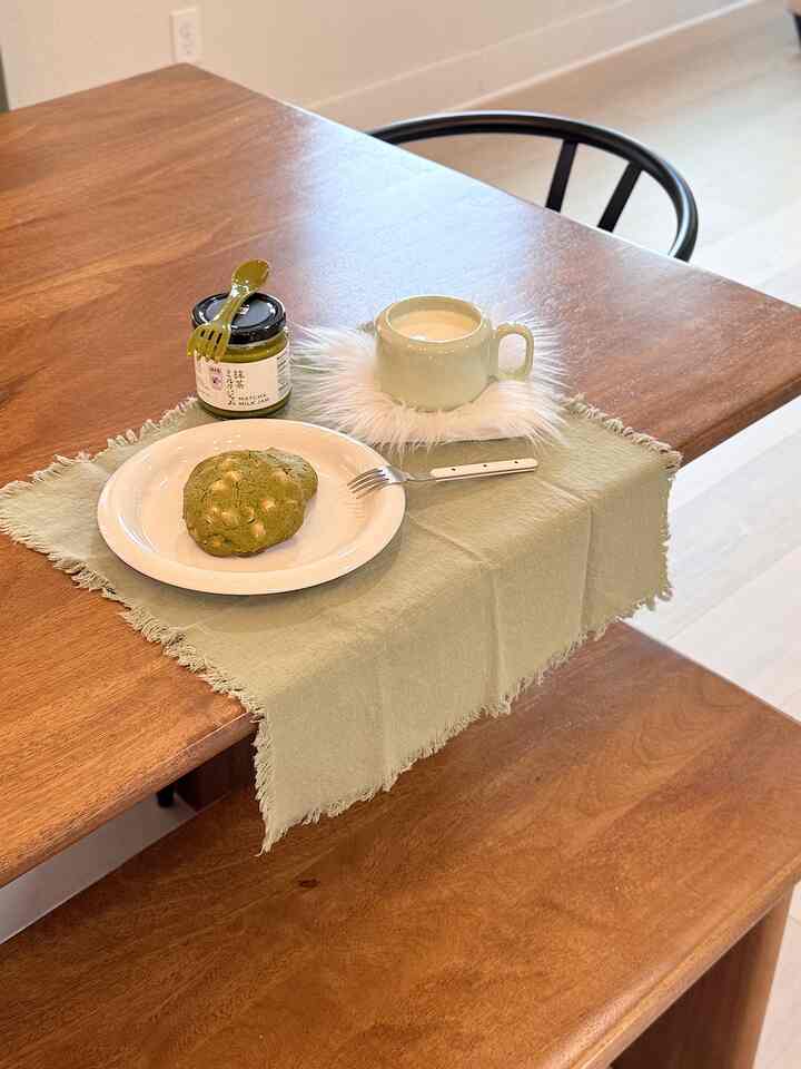 Everything is so Greeeen 💚

#matchacookies #matchadessert #homemadebaking #homebaker #homecafe #cozyhome #cozyvibes #greentones #tablesetting #tabledecor #kitcheninspo #foodstyling #simpleliving #slowliving #everydaymoments #warmandcozy #athomevibes #bakingday