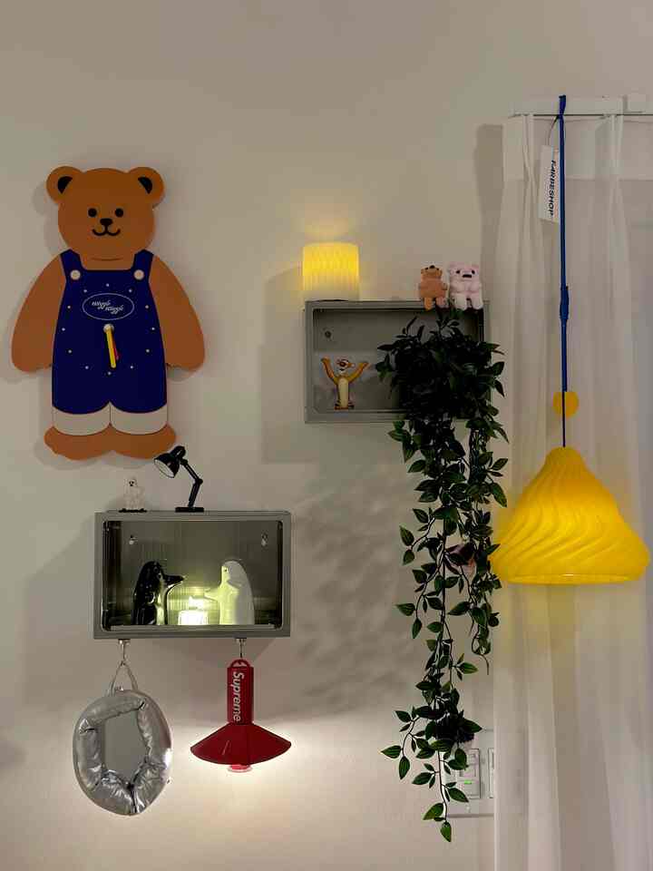 While cleaning up my home café corner,
I turned on all my favorite lights.

The warm glow quietly filled the space,
and for a moment… I had to pause and just enjoy it.

Little lights, big comfort 🤍 

#ohouselight #moodlighting  #cozycorners #glowseason #homeinspiratio #homegratitude #cozyvibes #OhouseLight
#OhouseGather #OhouseGlow #OhouseChange
