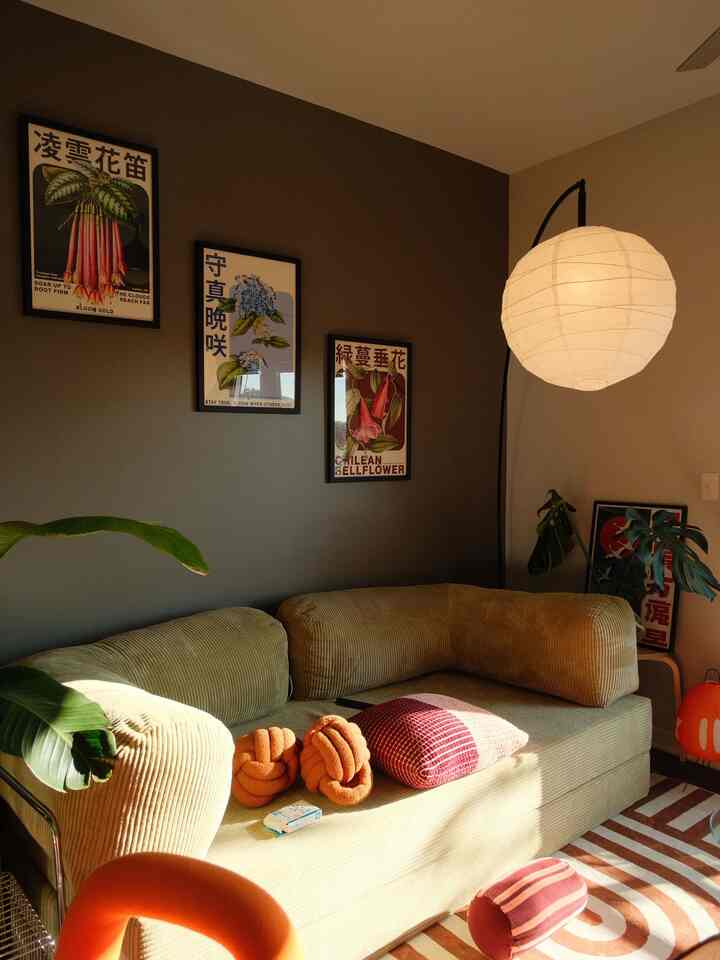 At times, I leave the lamps in the apartment turned on, even when it’s sunny :) my electricity bill might hurt, but the warmth brings me comfort!

#OhouseLight #lampcollection #OhouseGlow