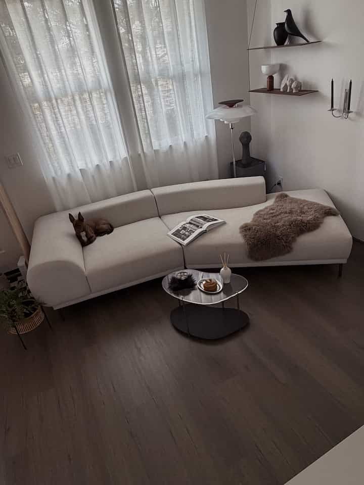 Coffee time ☕️

#coffee #coffeetable #coffeecup #glasscup #icedcoffee #difusser #rug #livingroom #livingroomdecor #coffeetable #sidetable #tray #coster #lighting #moodlighting #ohouseshop 