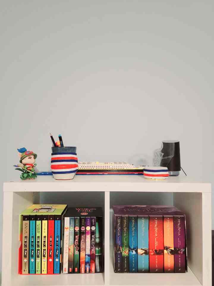 My kid's DIY July 4th Decoration II 🎆
Before ➡️ After ✨💙❤️🤍
A touch of creativity, a splash of red, white & blue, and a whole lot of heart 🇺🇸
And don’t miss the little buddy proudly hugging the American flag 🇺🇲💖

#July4thDecor #July4Vibes #FourthDecor #IndependenceVibes #FestiveAtHome #July4thReady 
#July4thDIY #KidsDecor #PatrioticVibes #RedWhiteAndBlue #BeforeAndAfter #LittleCreator #FourthofJulyFun 