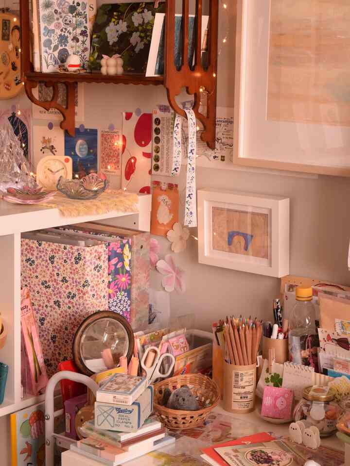 at my desk 🔑🧸 #desktop #desksetup 