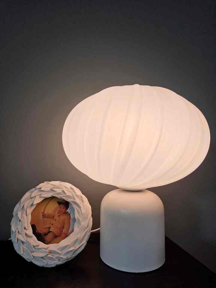 Looking at your baby pictures before always ends my day with warmth. My sweet little boy🤍
#guestroom #tablelamp #memories #warmheartedkid