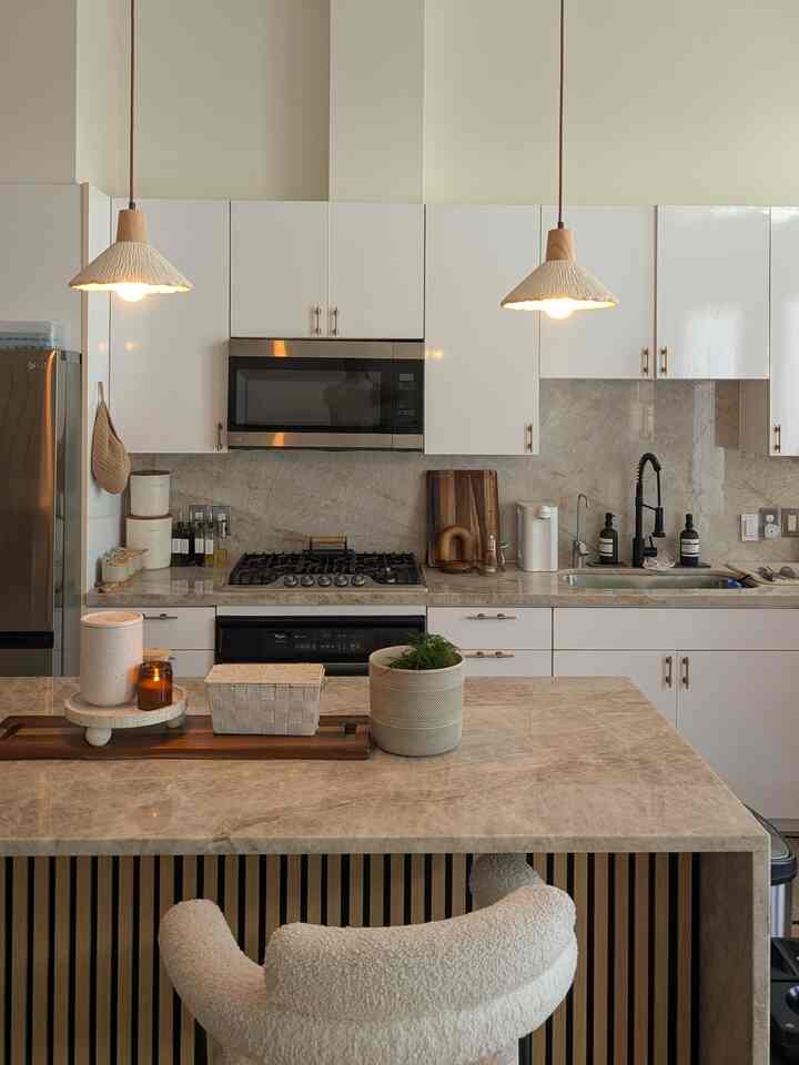 POV: kamu dapat lampu gantung Jepang baru 💡

#wabisabi #natural #stone #kitchen #pendant #lights