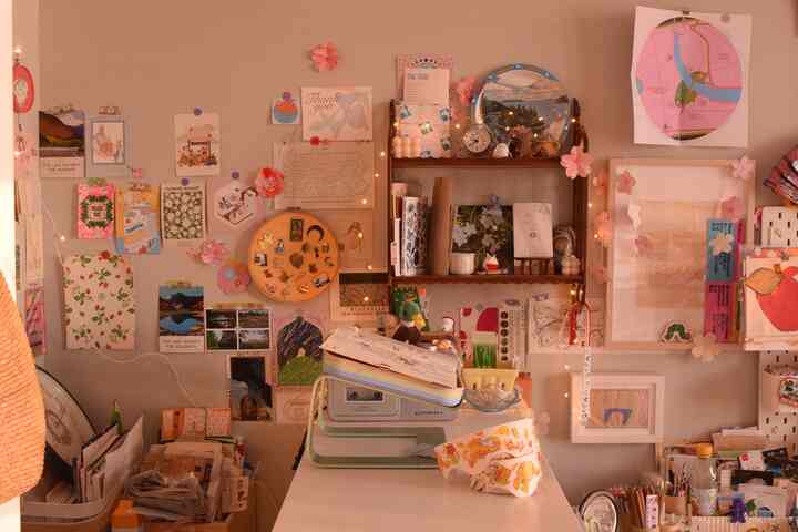 in my room 🍂 #maximalism