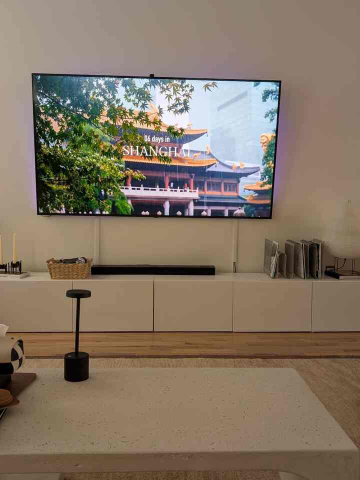 Do you ever prepare or watch tons of travel videos before deciding where you want to go next? 🧳✈️

#travel #livingroom #cozy #youtube #white