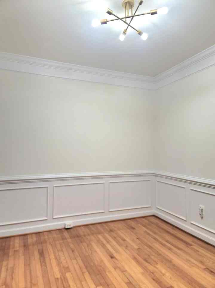 Before ➡️ After 🍂
Turned this empty corner into a warm fall moment with a faux olive tree, a wavy coffee table, and the cutest little knitted pumpkin. My first tiny step into fall decor 2025. ✨
#falldecor #pumpkindecor #cozyhome #cozycorner #fallinterior #fall #fauxolivetree #treedecoration 