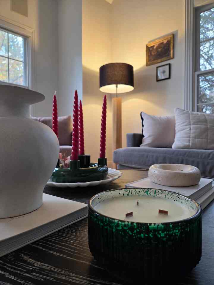 Green💚 Green 💚Green💚.
#Ikeadecoration #christmasdecor #cozyblackandgreen