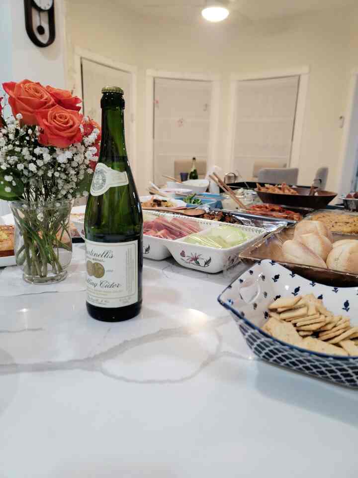 Thanksgiving gathering food 

#OhouseGather #thanksgivingdecor #thanksgivingdinner