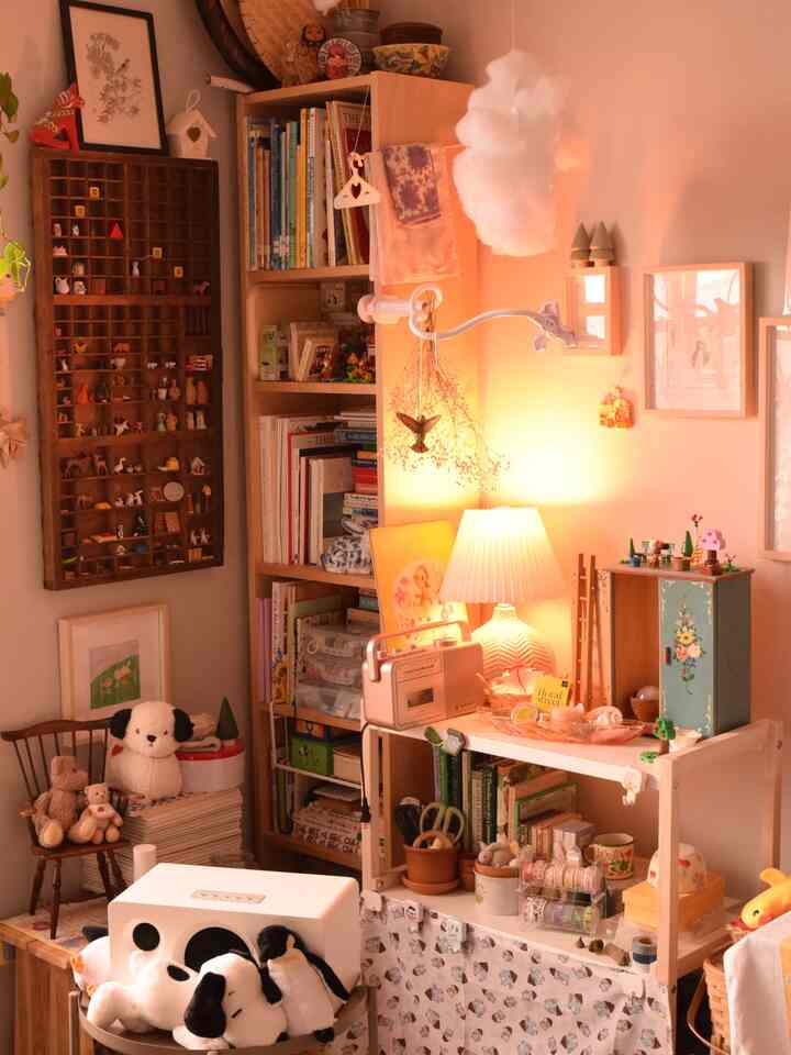 in my room 🧸 #maximalism #cozybedroom