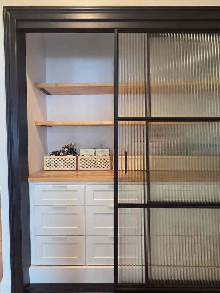 If the house doesn't come with a pantry. 
Why not make one! 🥰
#homereno #pantrydesign