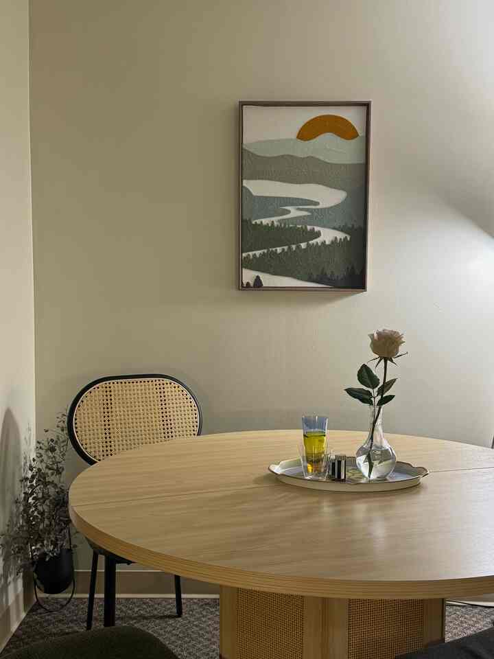 calm night 🌝

#diningtable #diningspace
#diningchair #dining #dininginterior 