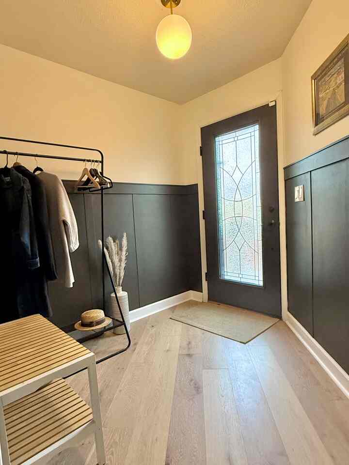 This entrance is the only place in my house where I used dark colors. I wanted to tone down the space with the Urban Bronze color by Sherwin Williams and add a pop of gold with a frame.
#dark #enterance #modern #clean #warm #black 