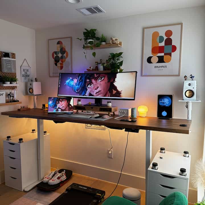 Tagged posts featuring Bamboo Monitor Stand (2 colors) 3