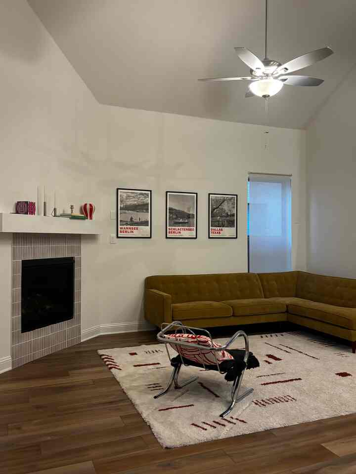 Our living room space is so open that it looks much bigger than it actually is! It’s one thing I love the most about my house🏡 
#livingroom
#openfloorplan