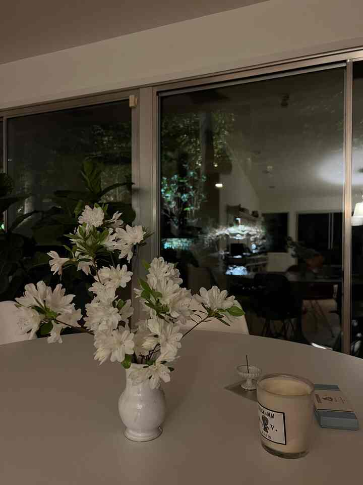 Pemandangan malam #diningtable #diningtableinterior #diningroominterior #diningtableinterior #diningspace #diningtableset