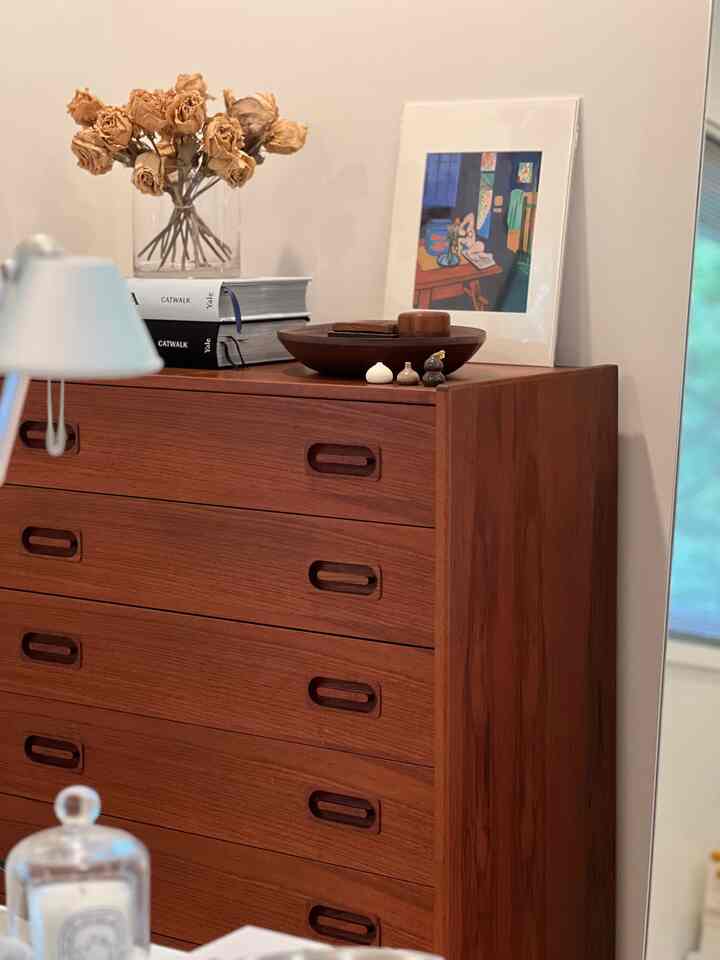 Vintage dresser #danish #dresser #roominterior #roomdecor #Midcenturymodern #midcentury #mid-century 