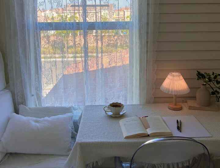 🏠Inside the Minimalist Suburban Retreat Designed for Reading and Recharging