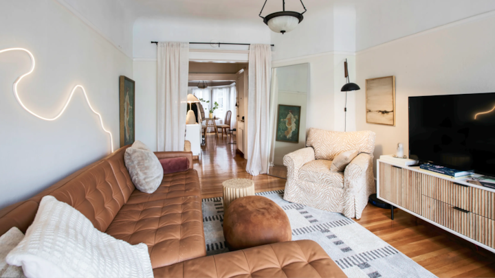 🏠City Living: Inside a designer’s Vintage, Eclectic Victorian 890 sq ft home