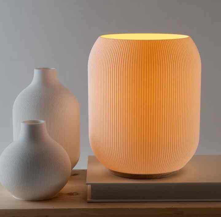 ELEMENT ONE Table Lamp