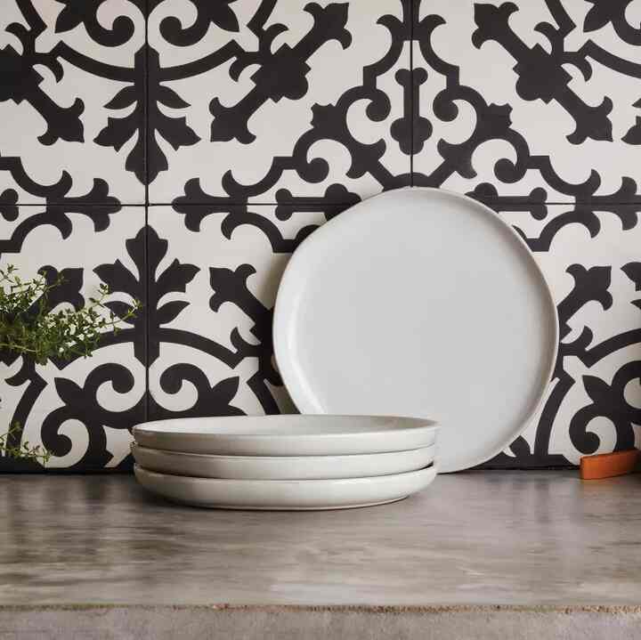 8" Stoneware Salad Plate Cream (2 colors)